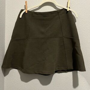 Loft olive green skirt, 10p